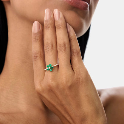 14K Solid Gold Pear Emerald and Round Diamond Five-Leaf Ring 0.80 CTW