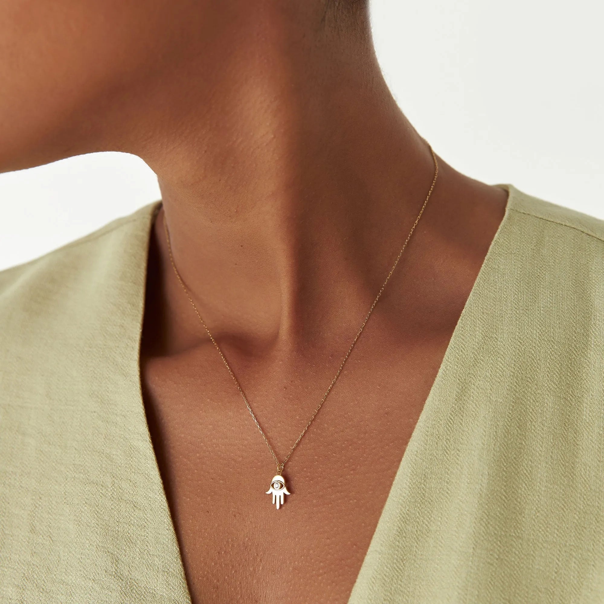 14K Solid Gold 0.04 CTW Round Diamond Hamsa Hand Necklace