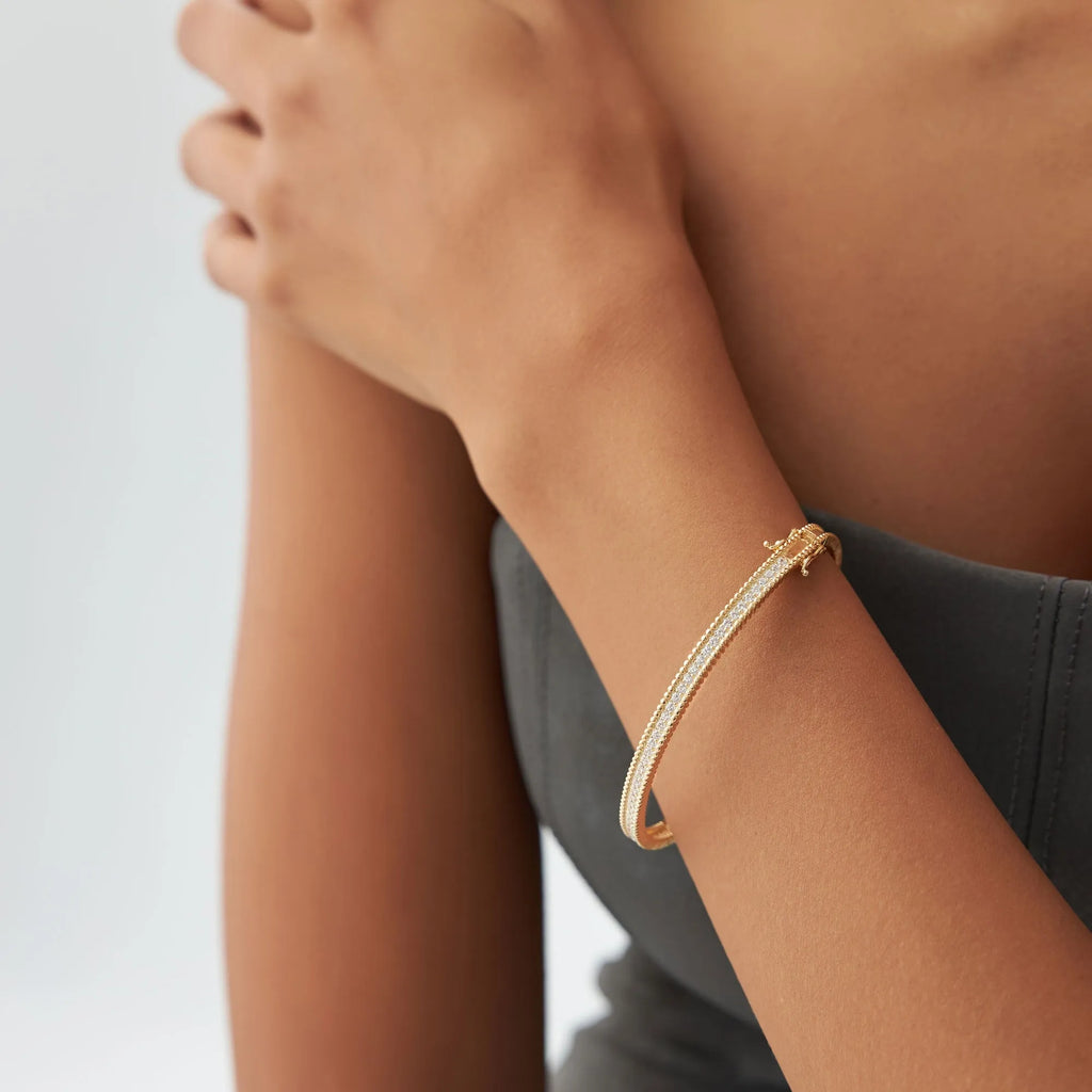 14K Solid Gold 0.97 CTW Round Diamond Milgrain Bangle