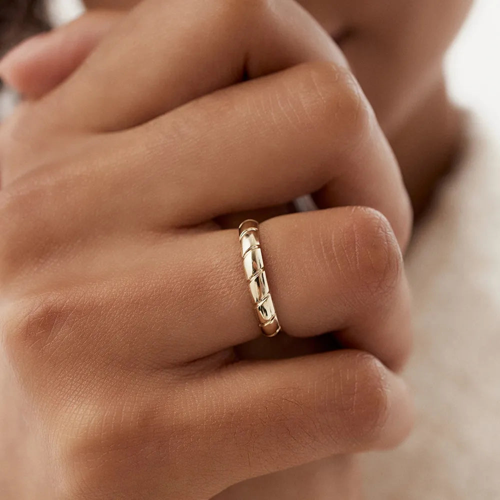 14k Solid Gold Diagonal Cut Design Wedding Band Ring 3mm Width