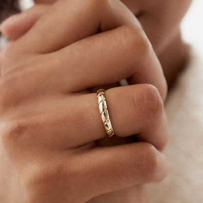 14k Solid Gold Diagonal Cut Design Wedding Band Ring 3mm Width