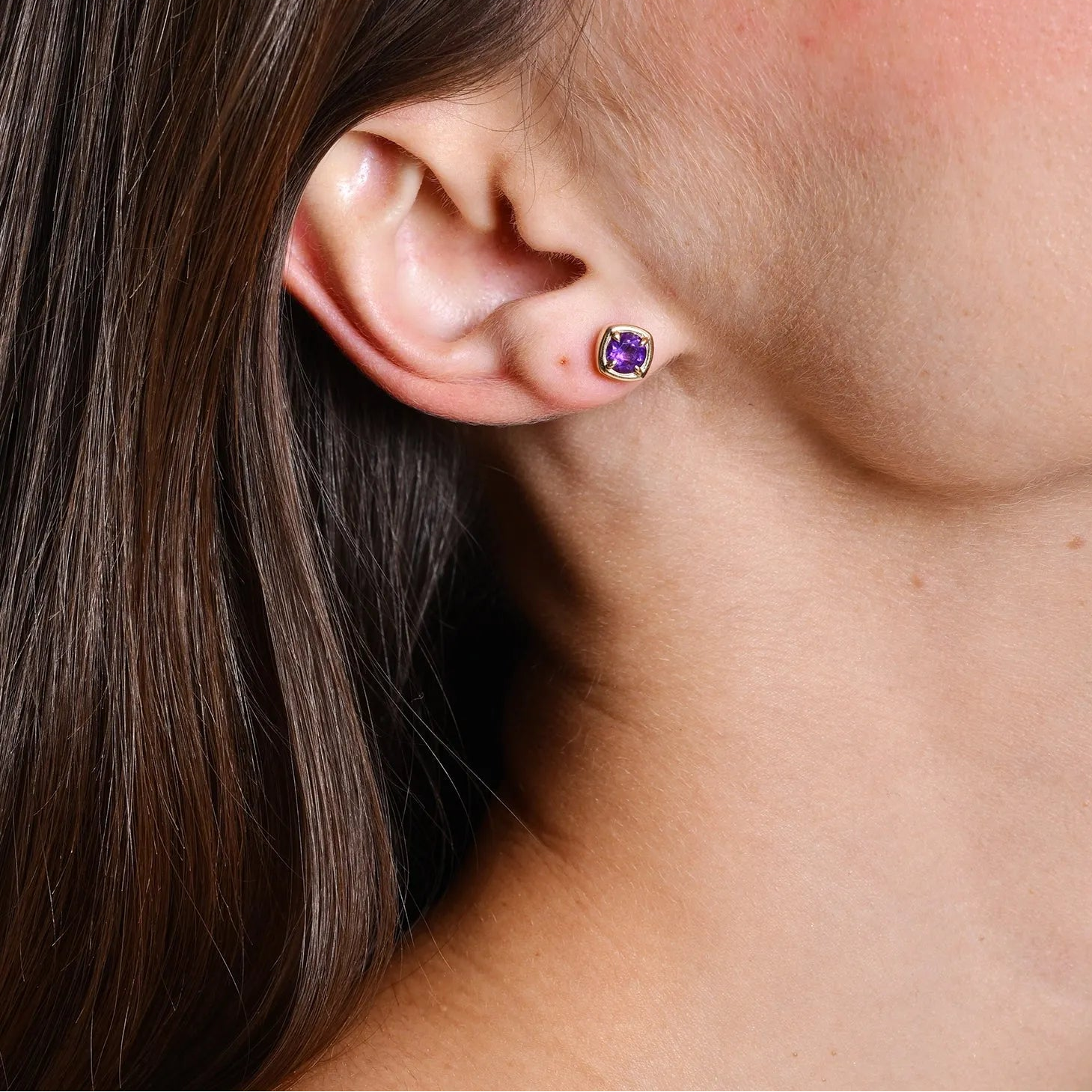 14K Solid Gold Round Amethyst Cushion Shaped Stud Earrings 0.95ctw