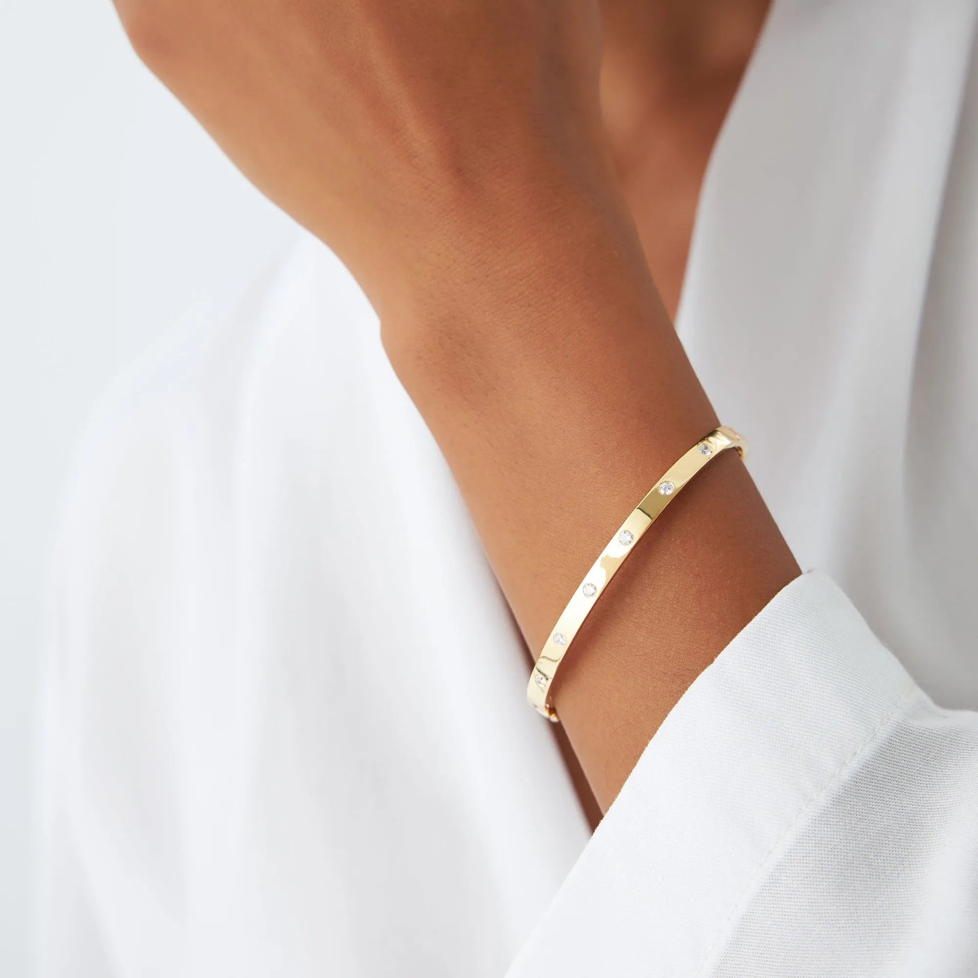 14K Solid Gold 0.22 CTW Round Diamond Flat Flush Setting Stacking Bangle