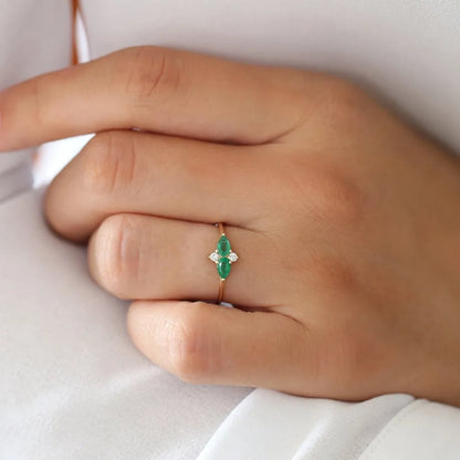 14K Solid Gold Pear Emerald and Round Diamond Cluster Ring 0.56 CTW Handcrafted Jewelry