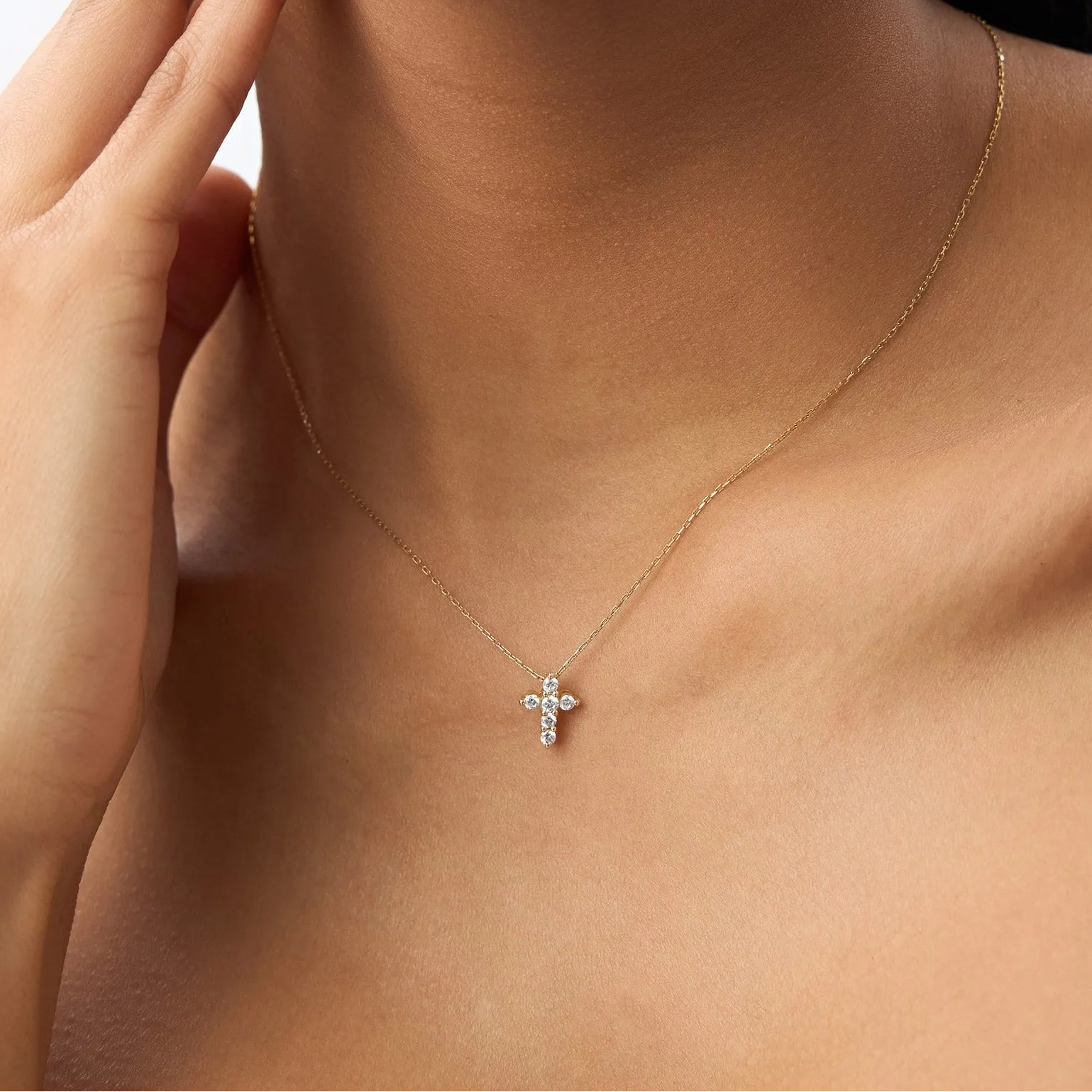 14K Solid Gold Round Diamond Medium Cross Pendant Necklace Prong Setting 0.42ctw