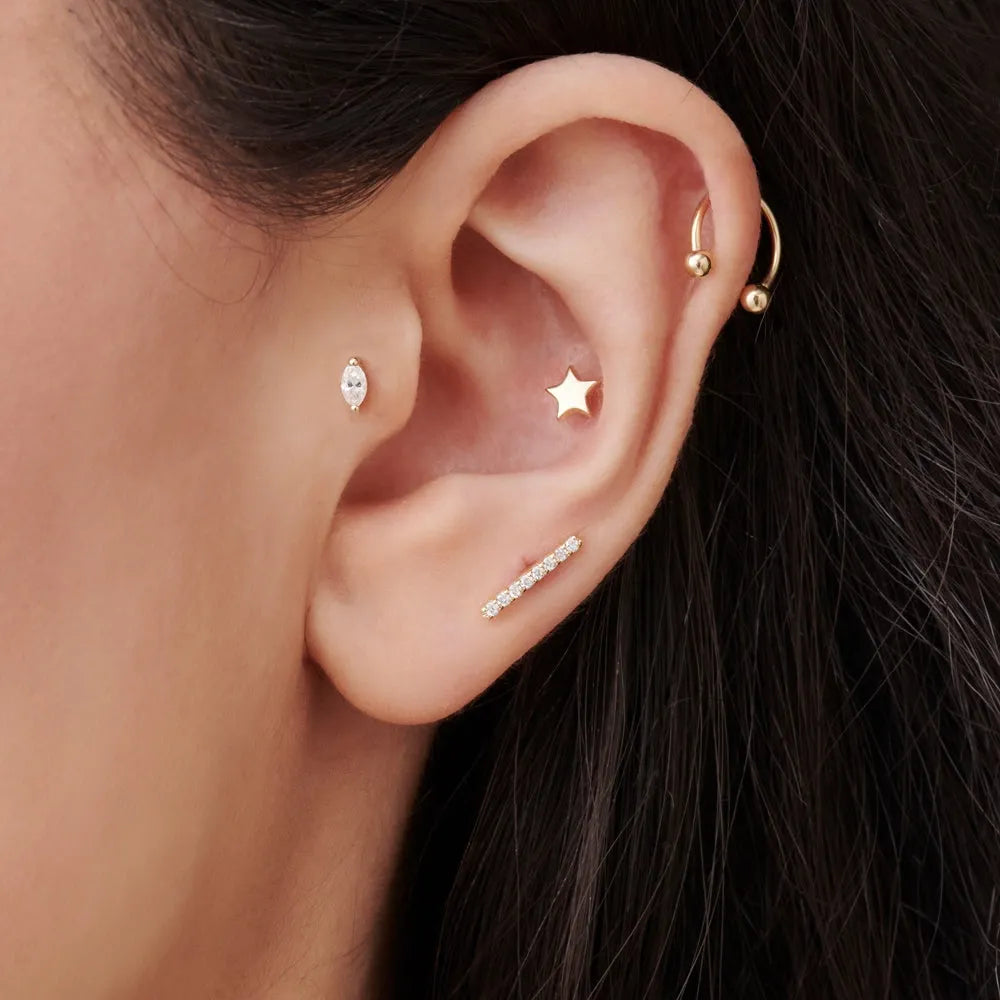 14k Gold Diamond Round Cut Bar Helix Piercing Single Earring 0.07 ctw