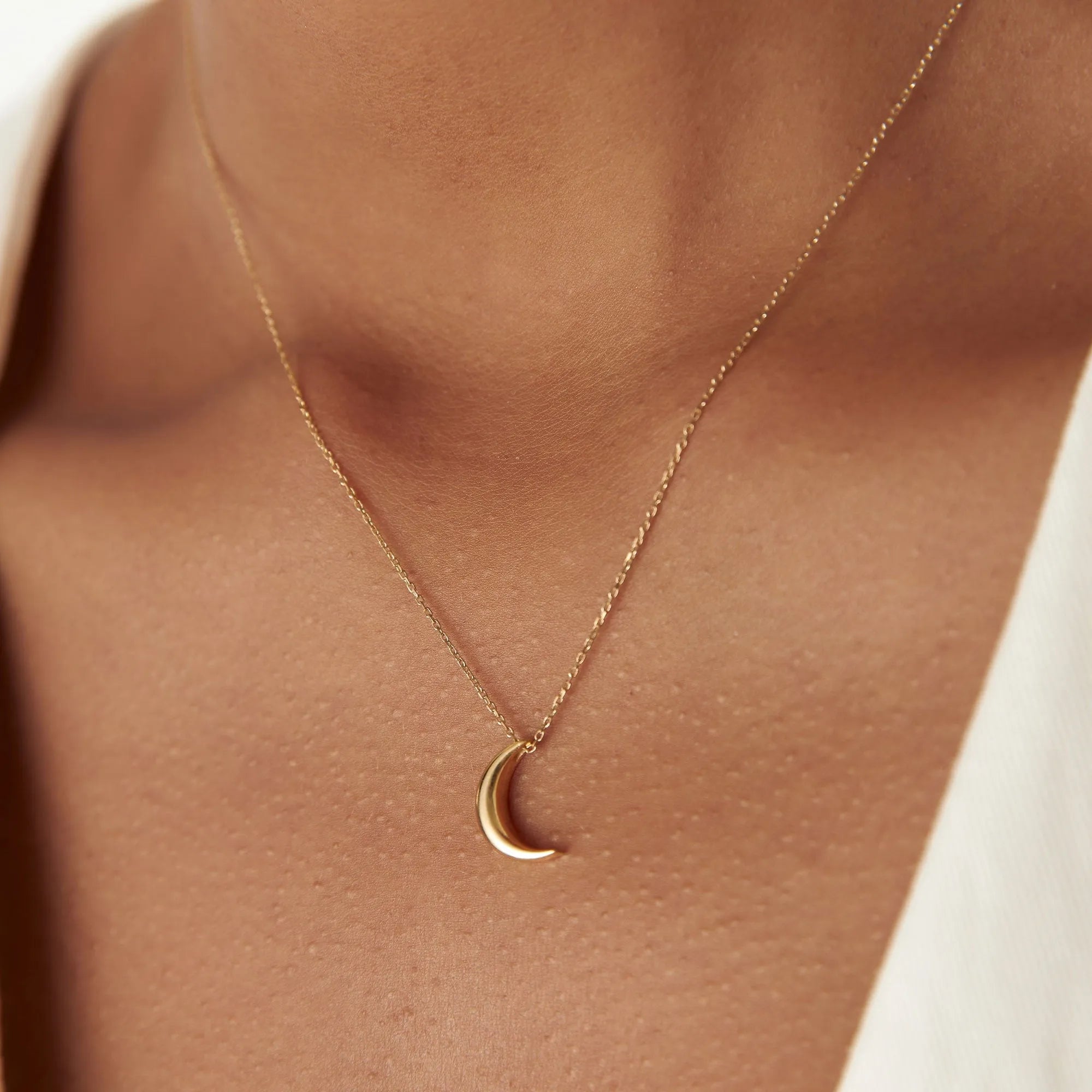 14k Solid Gold Half Moon Crescent Charm Pendant Necklace