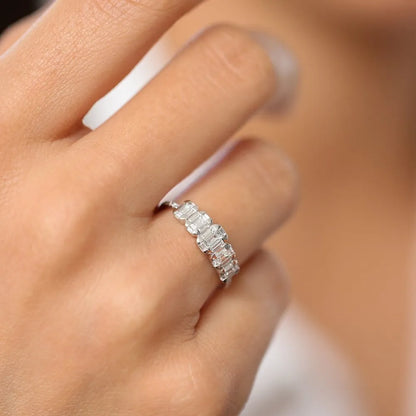 14K Gold 0.71 Carat Graduating Baguette and Round Diamond Ring
