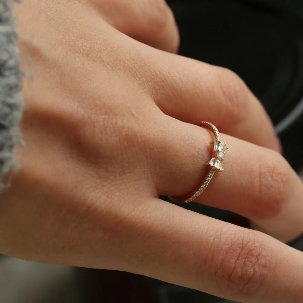14k Gold 0.25 ctw Baguette and Round Diamond Bow Ring