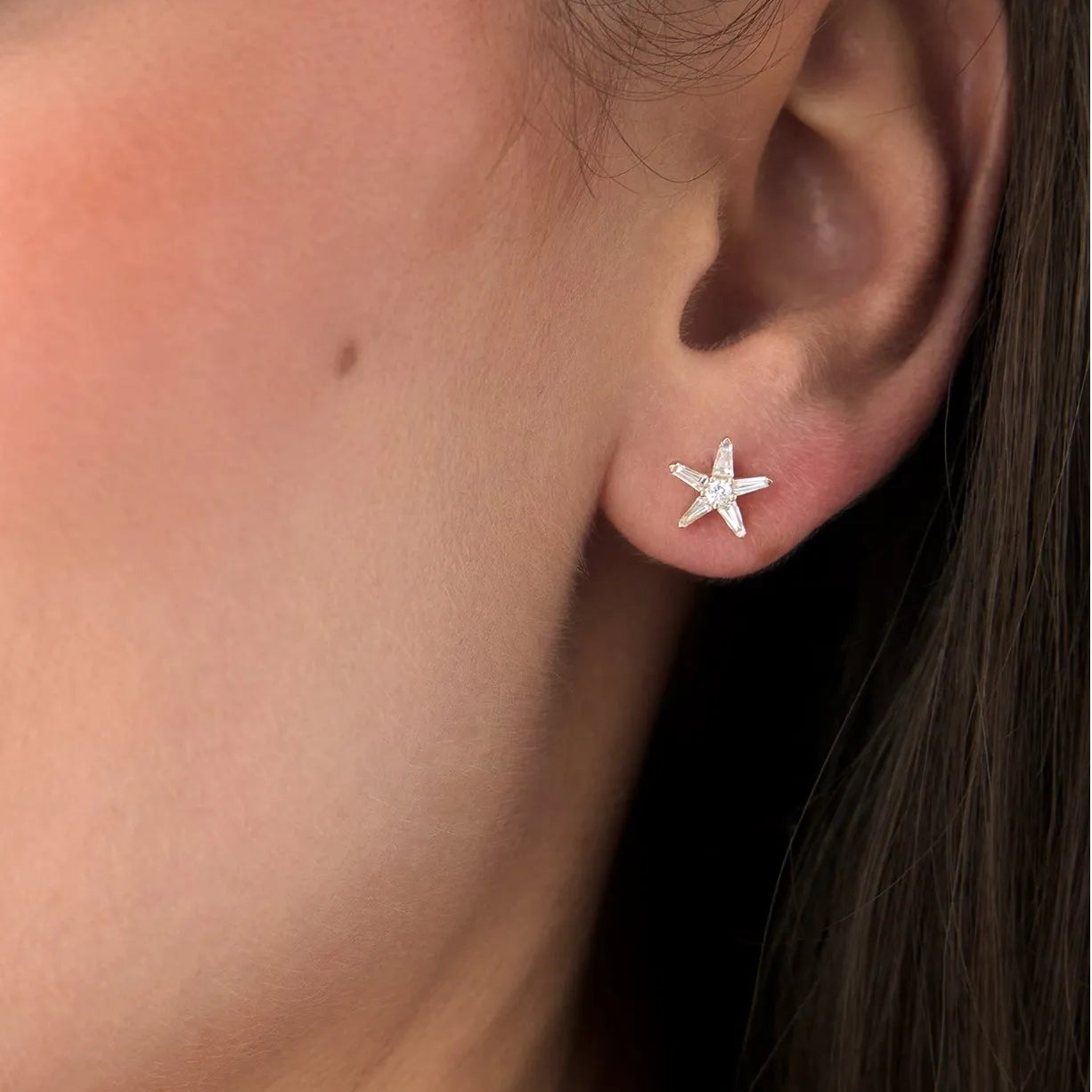 14k Gold Diamond Baguette and Round Cut Star Stud Earrings 0.45 ctw
