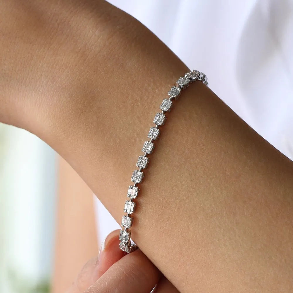 14K Solid Gold 2.43 CTW Baguette and Round Diamond Illusion Setting Tennis Bracelet