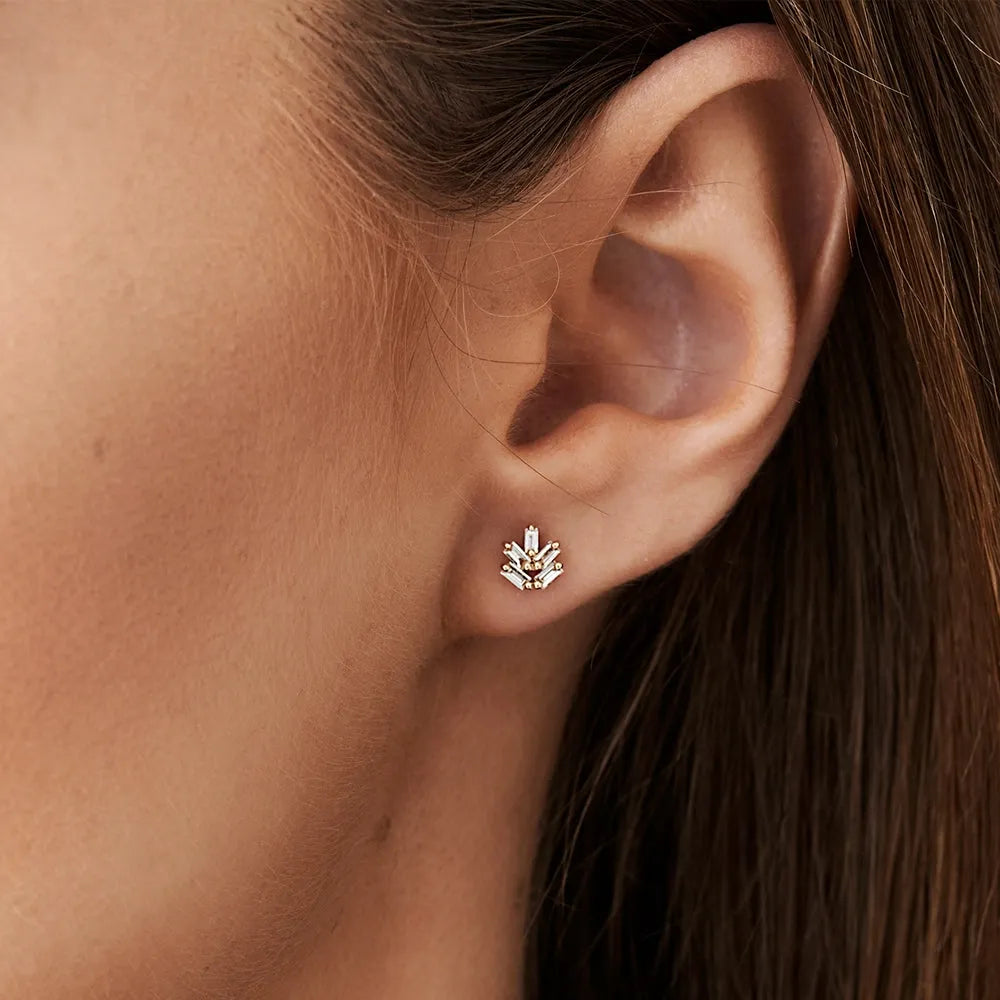 14k Gold Diamond Baguette Cut Minimal Stud Earrings 0.28 ctw