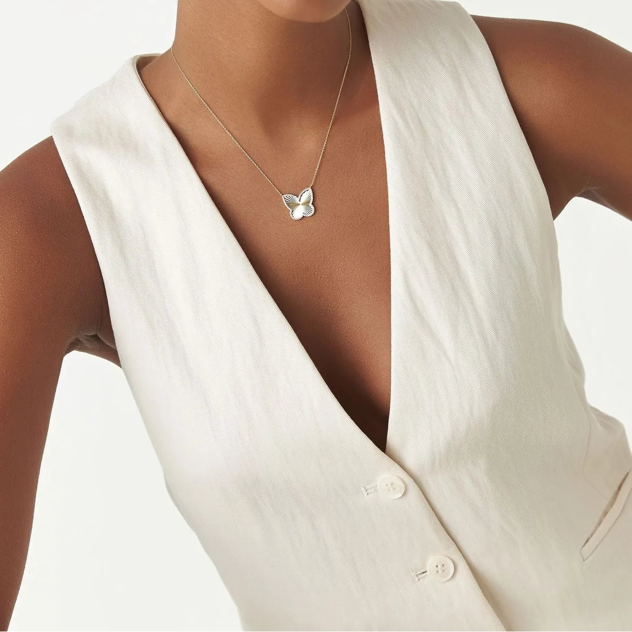 14K Solid Gold 0.30 CTW Round Diamond Textured Butterfly Charm Pendant Necklace