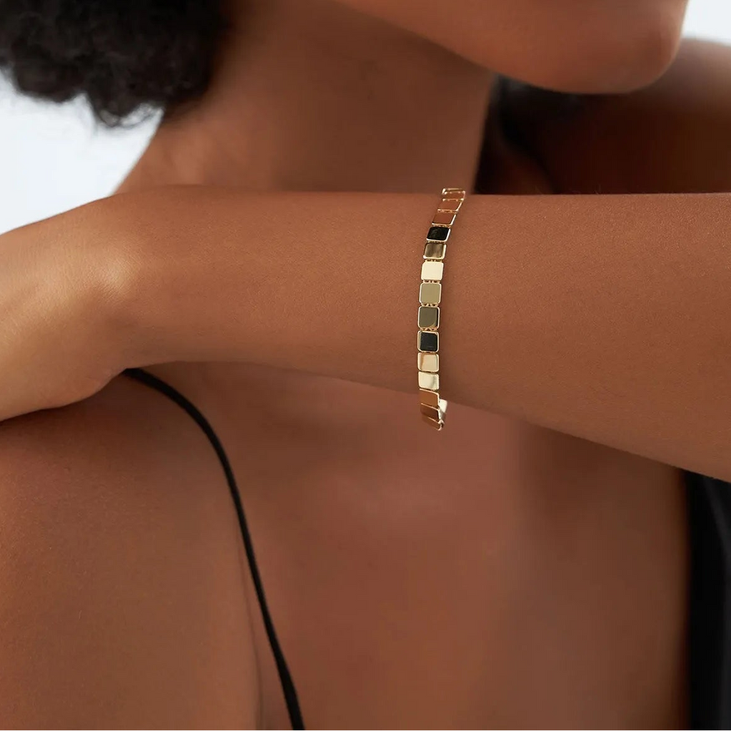 14k Gold Wide Square Link Stacking Chain Bracelet