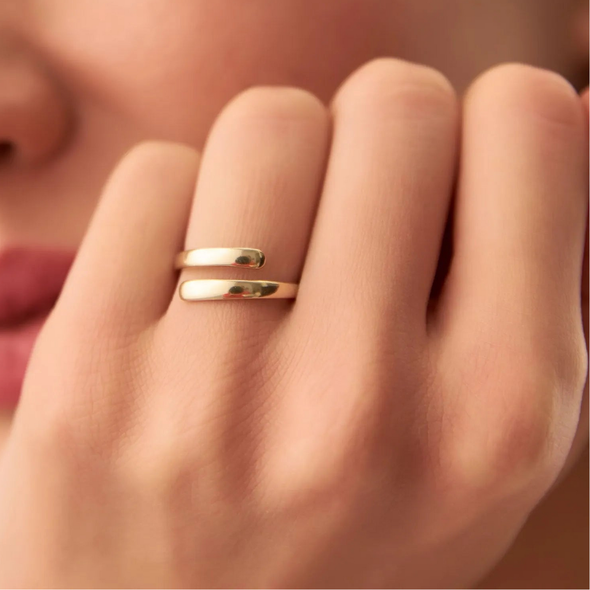 14k Solid Gold Plain Crossover Statement Ring