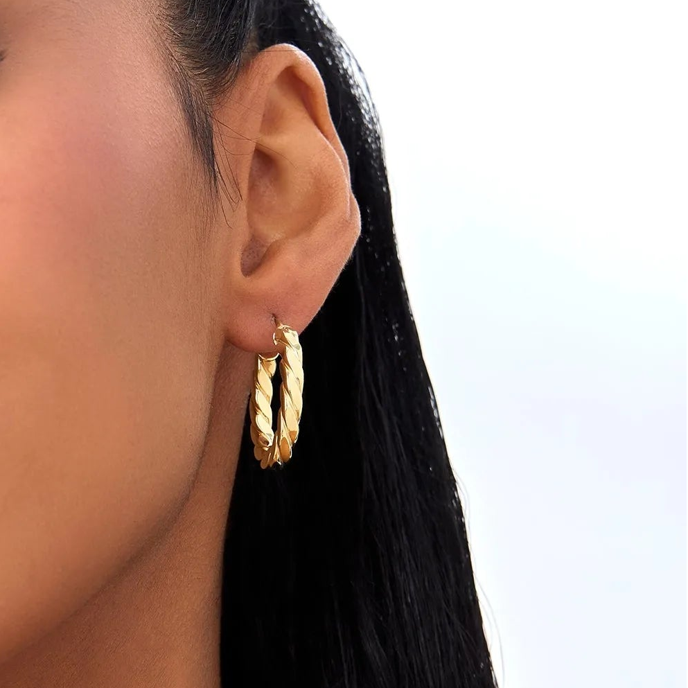 14k Yellow Gold Bold Twisted Oval Hoop Earrings 28mm 3.75mm Width