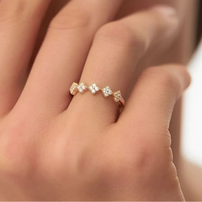 14k Solid Gold Round Diamond Stackable Clover Cluster Ring 0.20 ctw