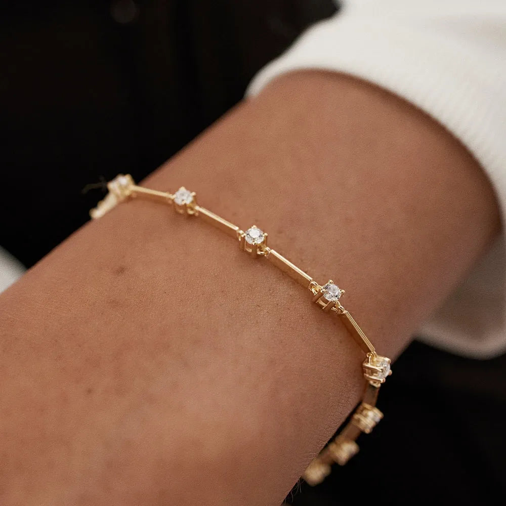 14K Solid Gold 0.85 CTW Round Diamond Infinity Bar Prong Set Bracelet