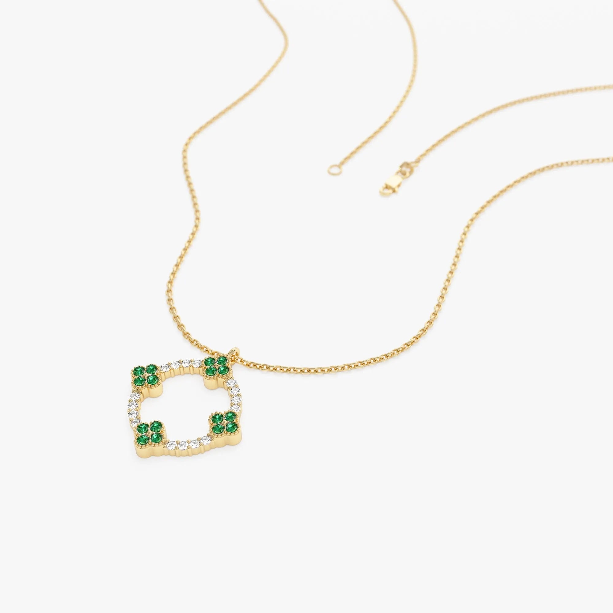 14k Solid Gold Round Diamond 0.12 CTW and Emerald 0.18 CTW Clover Pendant Necklace