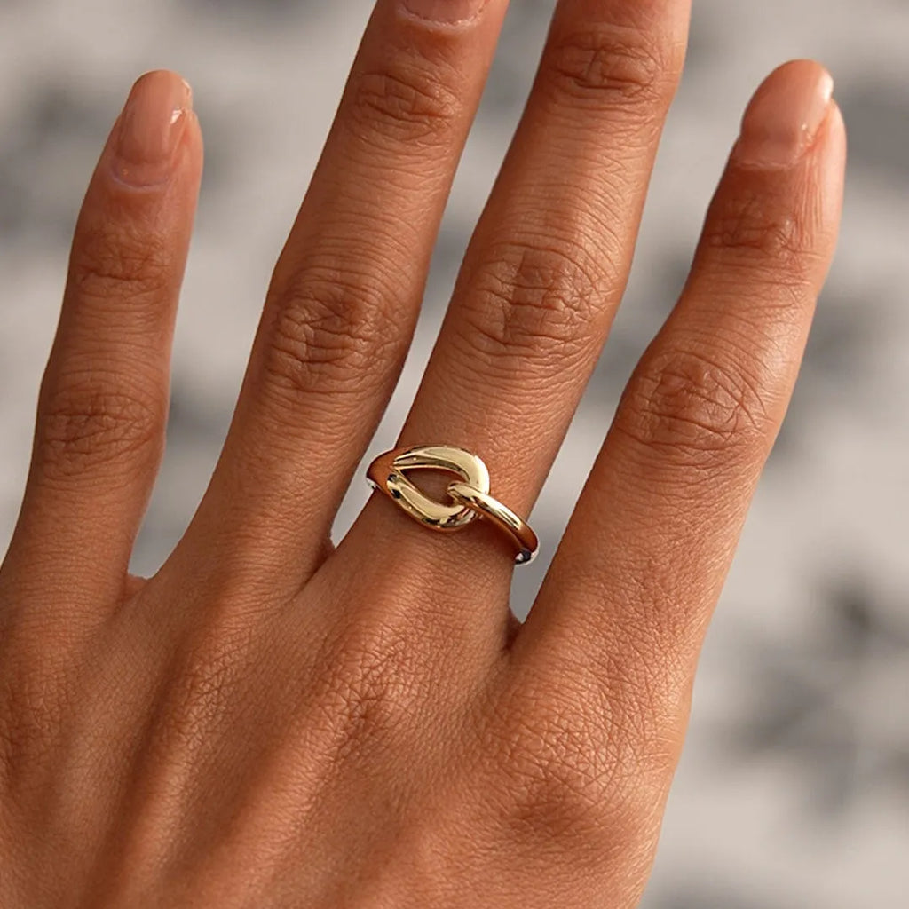 14k Gold Modern Knot Ring Wide Graduated Statement Band