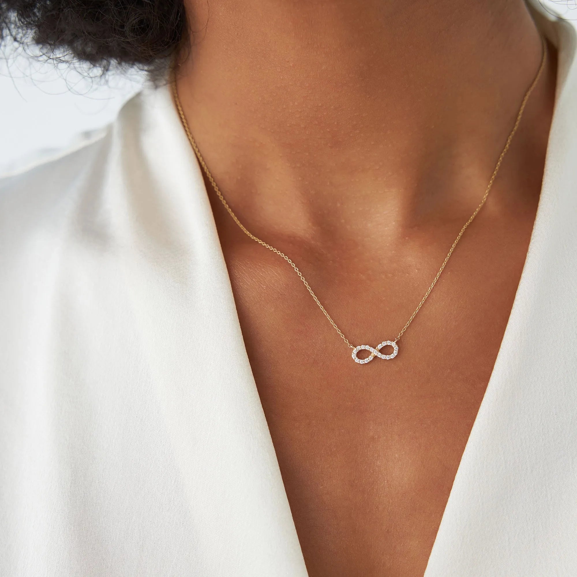 14K Gold 0.15ctw Round Diamond Micro-Pave Infinity Pendant Necklace