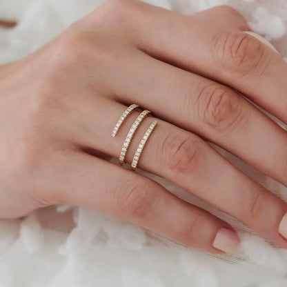 14k Gold 0.58 ctw Round Cut Diamond Spiral Ring