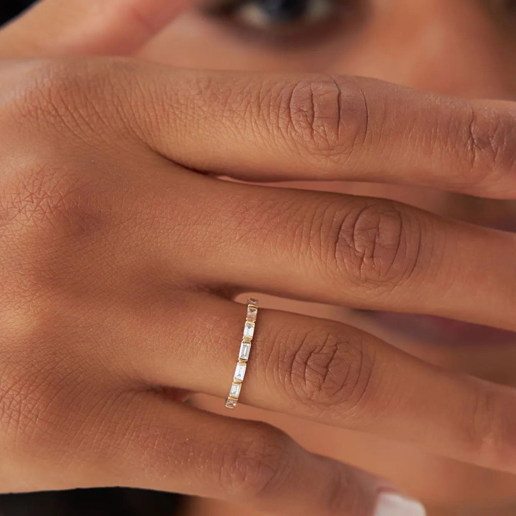 14k Gold 0.64 Carat Baguette Diamond Bar Setting Eternity Ring