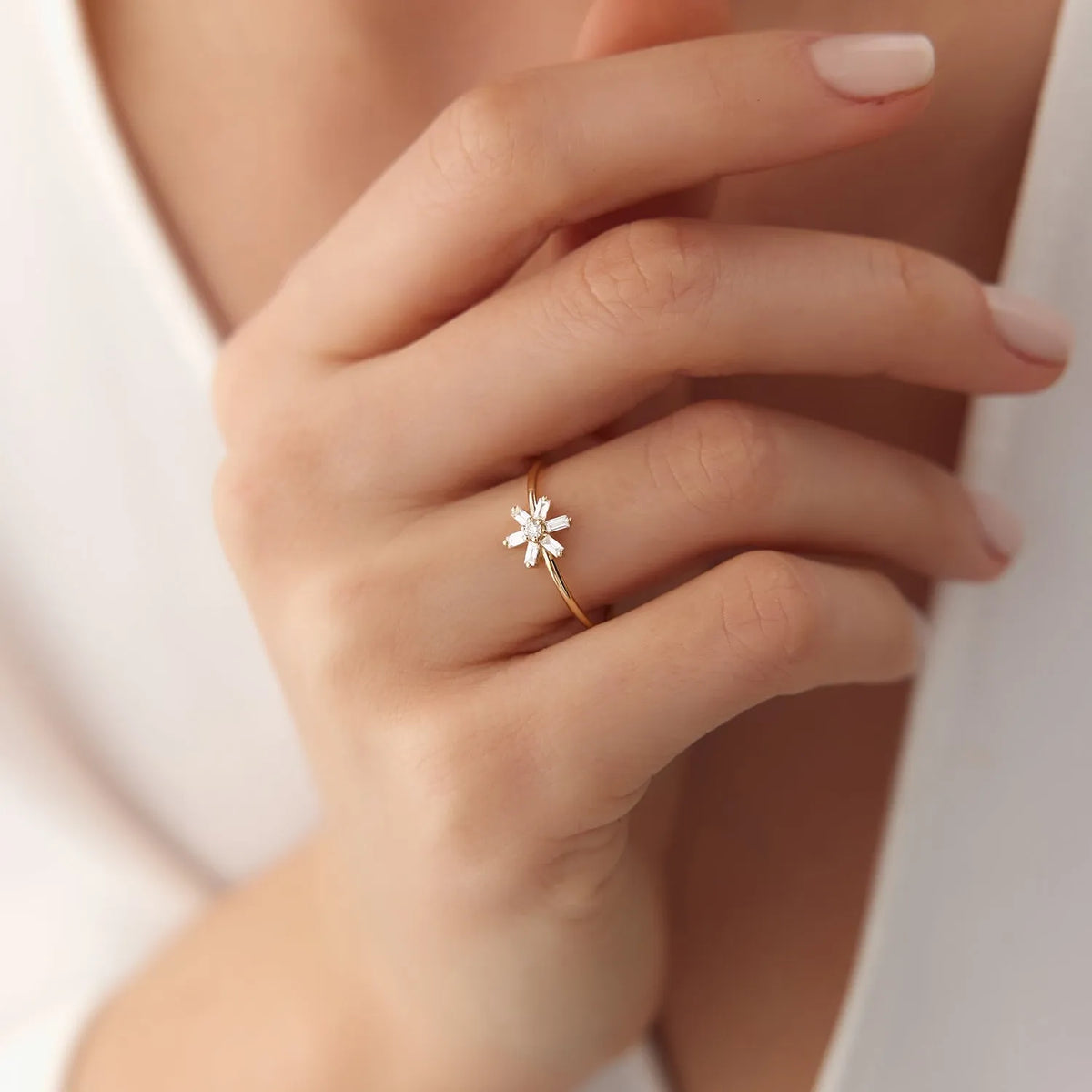 14K Gold Baguette and Round Diamond Flower Ring 0.28 CTW