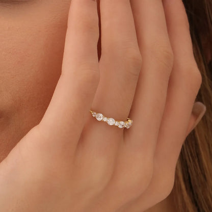 14k Gold 0.69 ctw Mixed Size Round Diamond Anniversary Ring