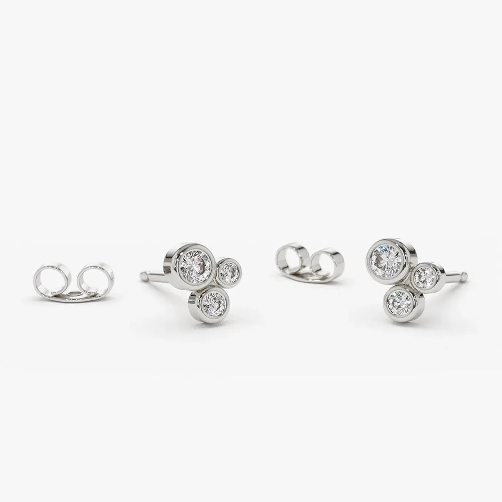 14k Gold Diamond Round Cut Graduated Stud Earrings 0.26 ctw