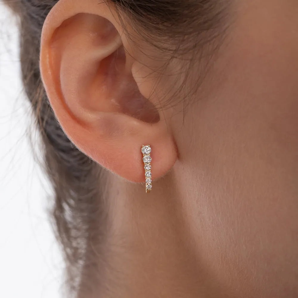 14k Gold Diamond Round Cut Graduated Stud Earrings Prong Setting 0.49 ctw