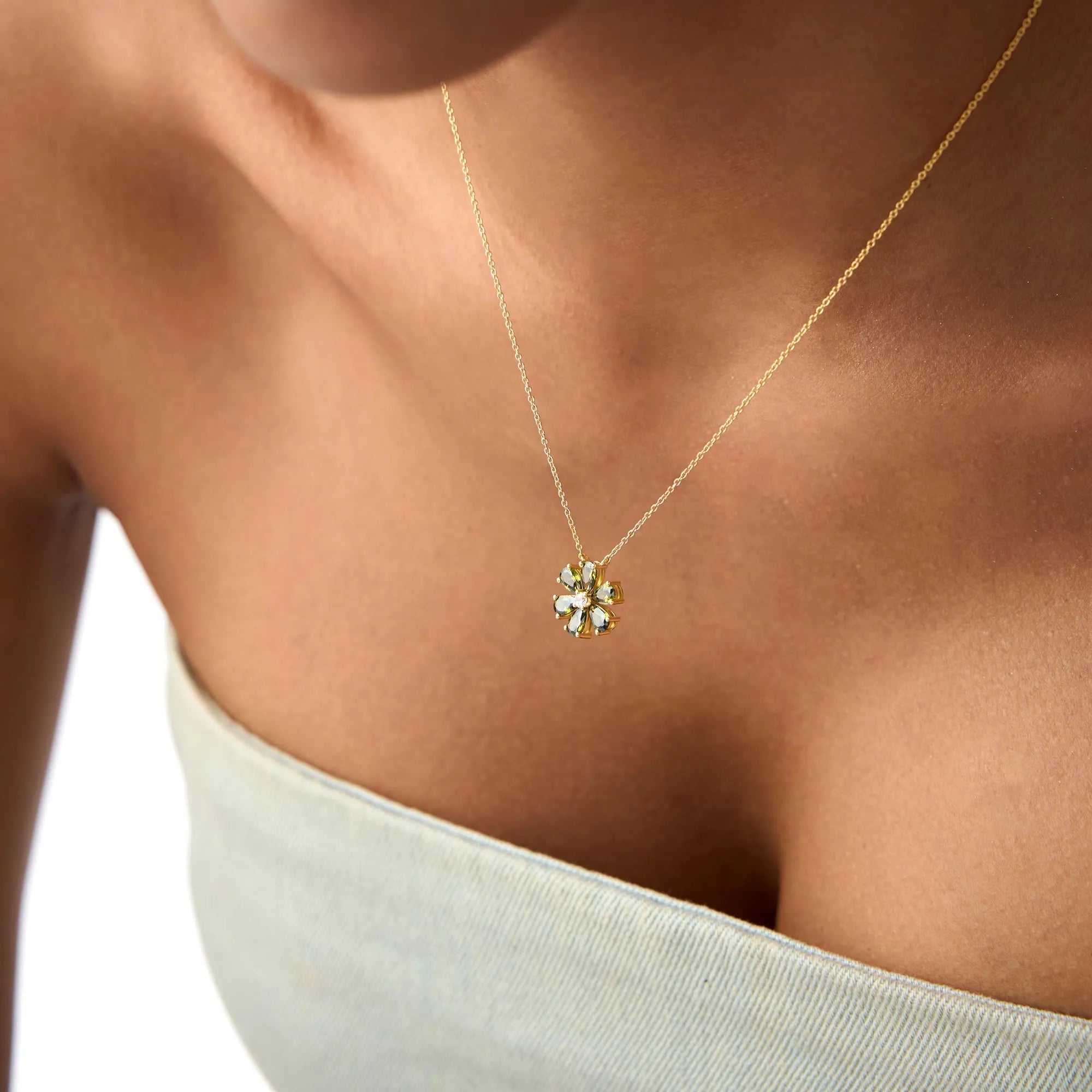 14k Solid Gold Peridot and Diamond Pear and Round Flower Necklace 1.45 Carat