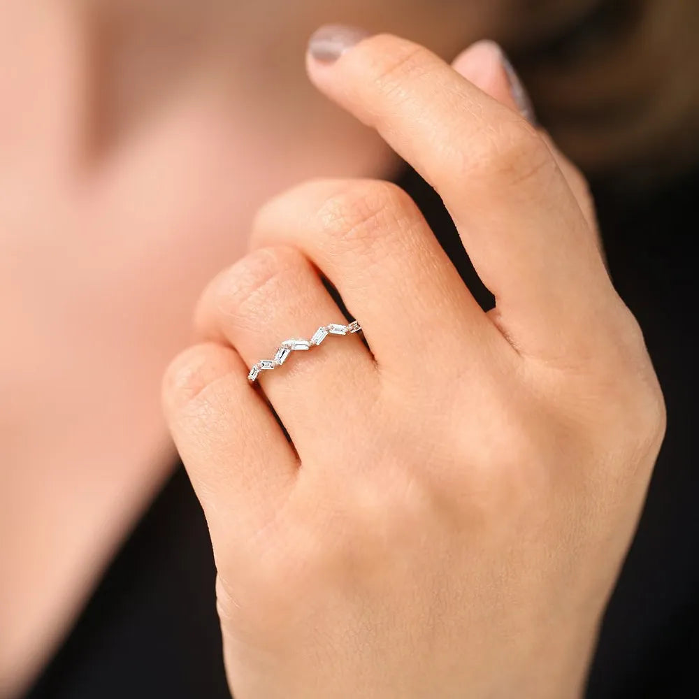 14K Gold Diamond Baguette Slanted Stacking Ring 0.23 Carat