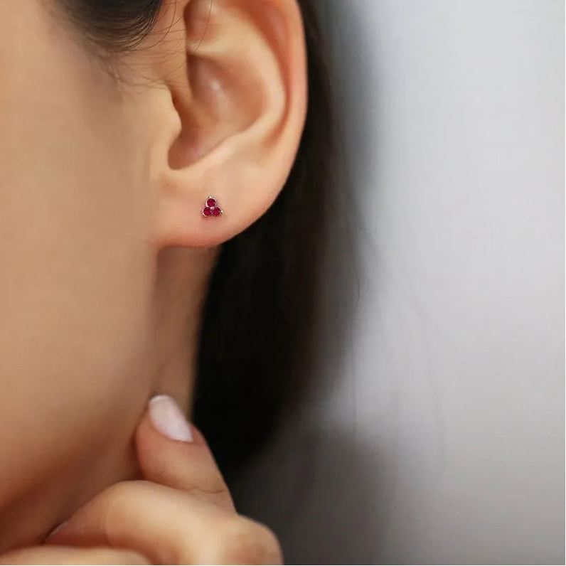 14k Gold Ruby Round Cut Trio Cluster Stud Earrings Prong Setting 0.15 ctw