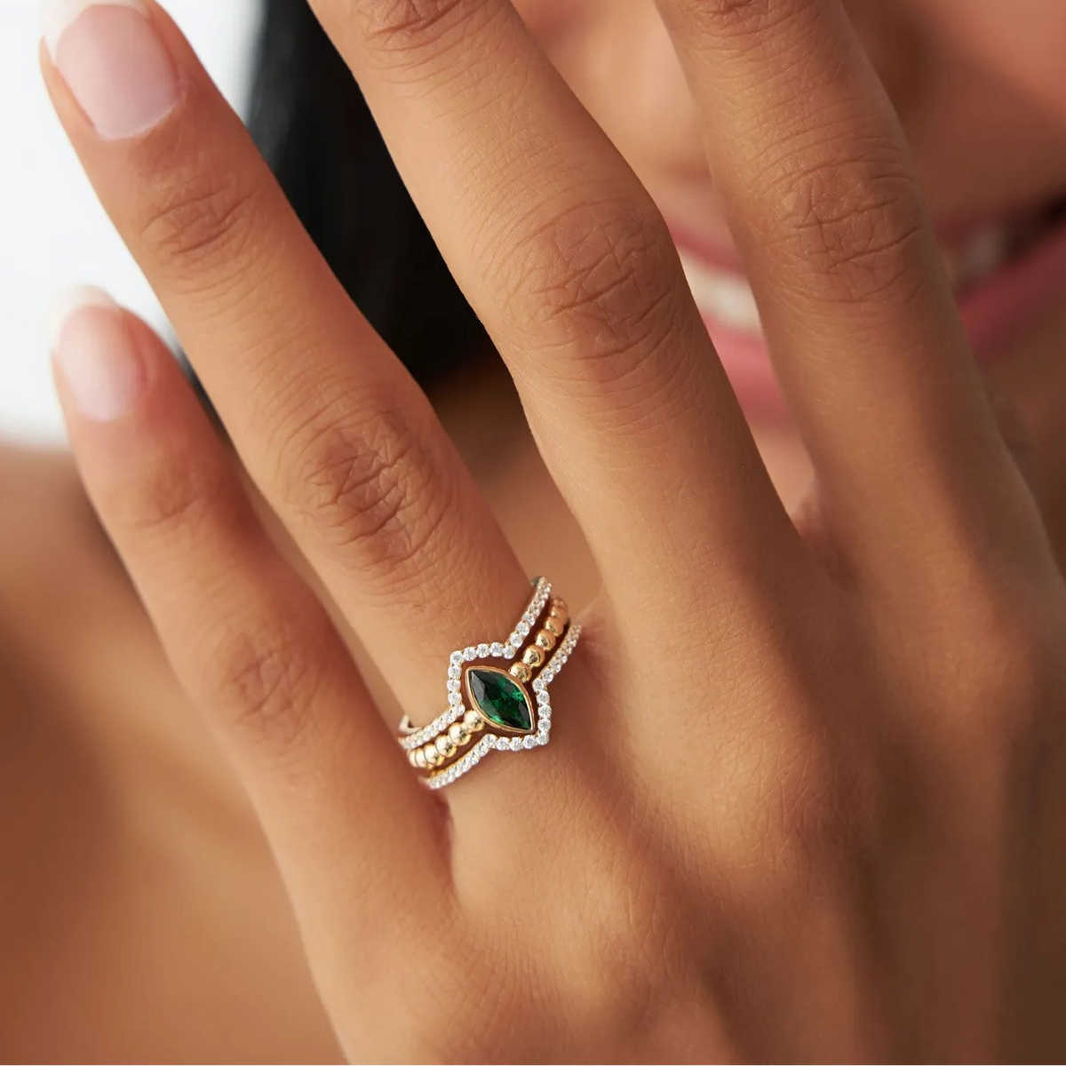 14K Solid Gold Marquise Emerald and Round Diamond Nesting Band Ring 0.70 CTW