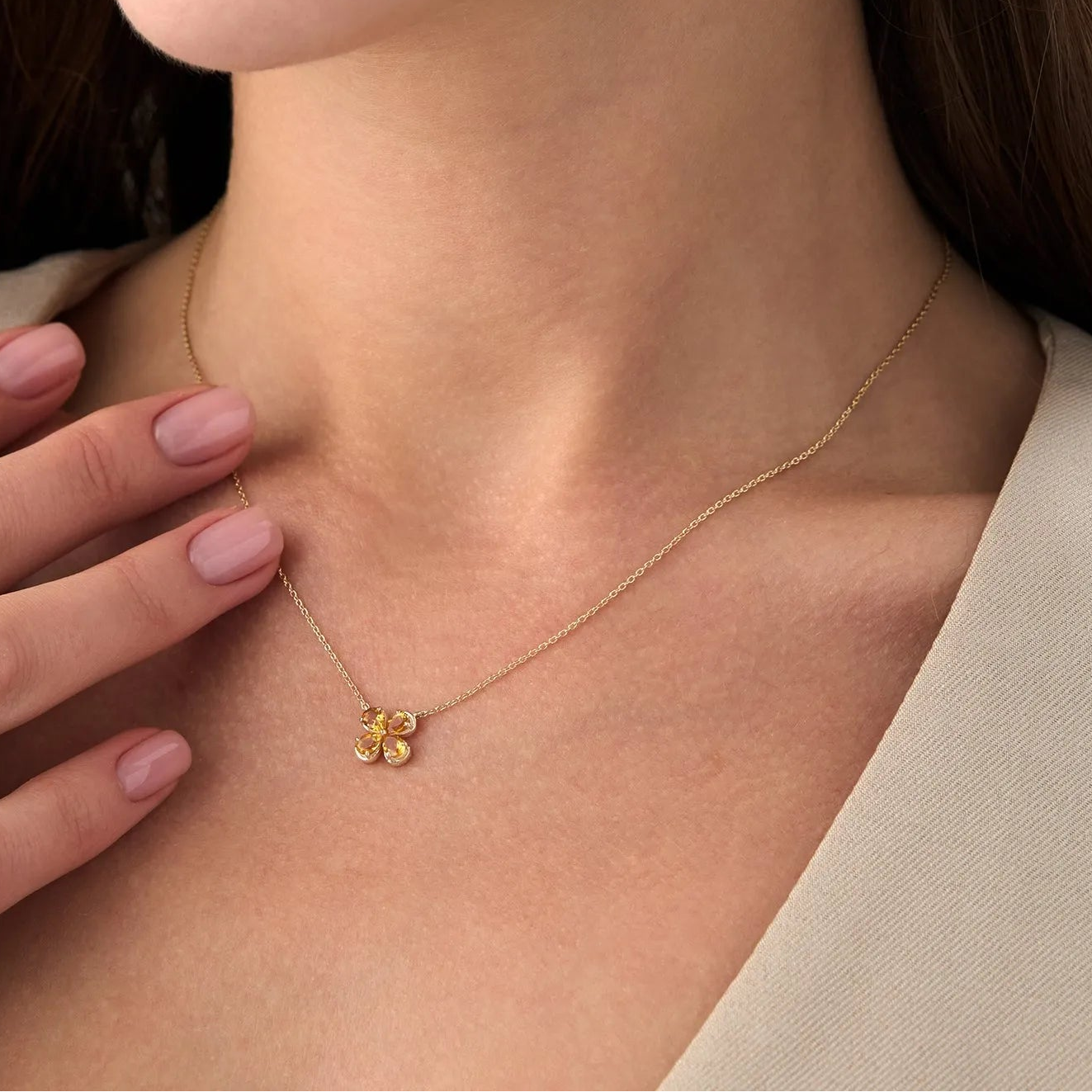 14k Solid Gold Citrine Pear Shaped Four Leaf Clover Necklace 0.55 Carat