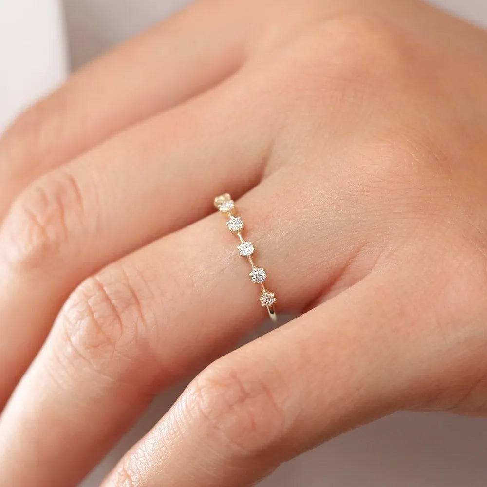 14K Solid Gold 0.25 CTW Round Diamond 7 Stone Micro Prong Wedding Ring
