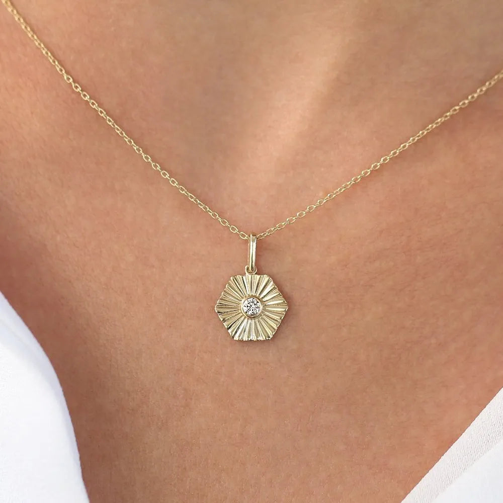 14K Solid Gold Round Diamond Hexagon Disc Ray Pendant Necklace 0.07ctw