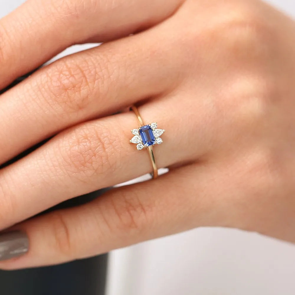 14k Gold Sapphire and Diamond Octagon Pear and Round Cut Ring 0.62 ctw