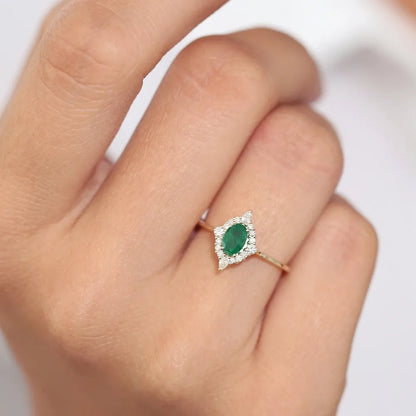 14K Solid Gold Oval Emerald and Pear Round Diamond Ballerina Ring 0.88 CTW
