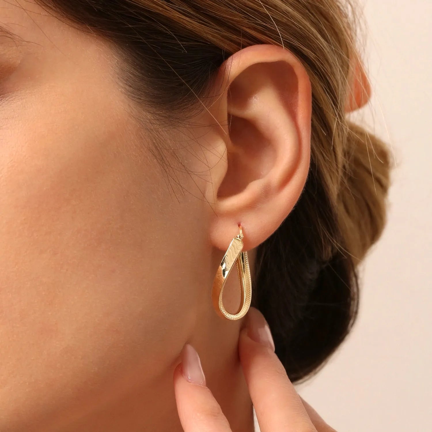 14k Unique Style Latch Back Gold Hoop Earrings