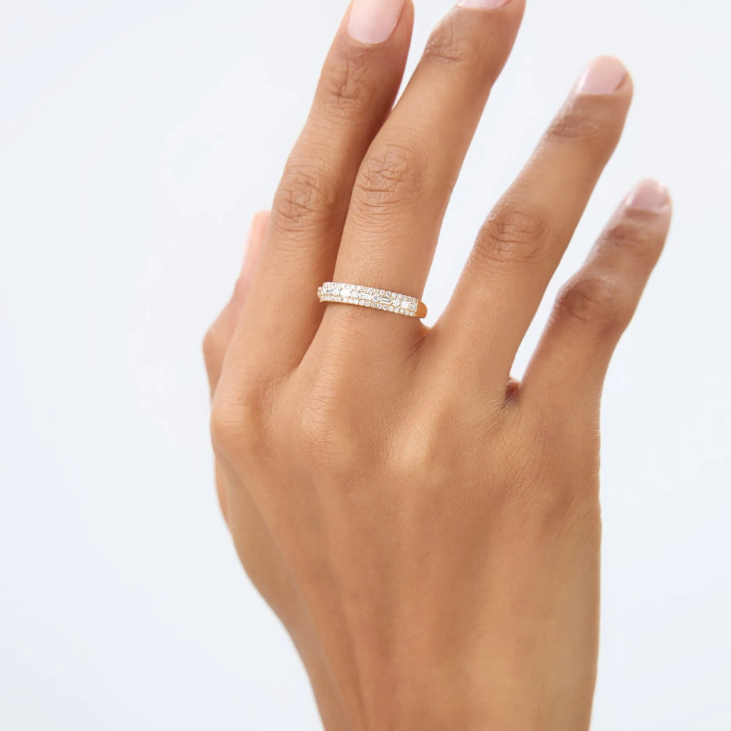 14K Solid Gold Baguette and Round Diamond 0.40 Carat Wedding Ring