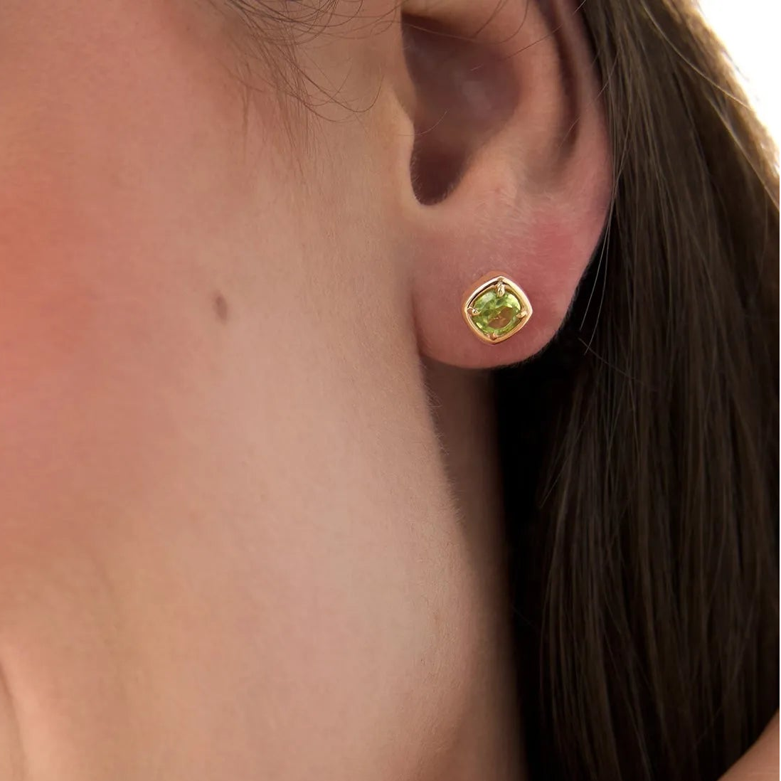 14K Solid Gold Round Peridot Cushion Shaped Stud Earrings 1.05ctw