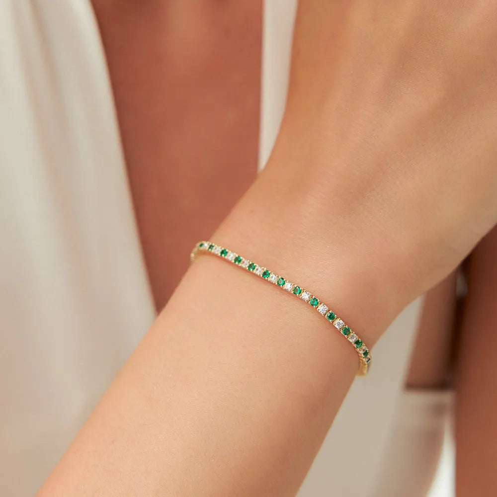 14k Gold Round Diamond and Emerald 4 Prong Tennis Bracelet