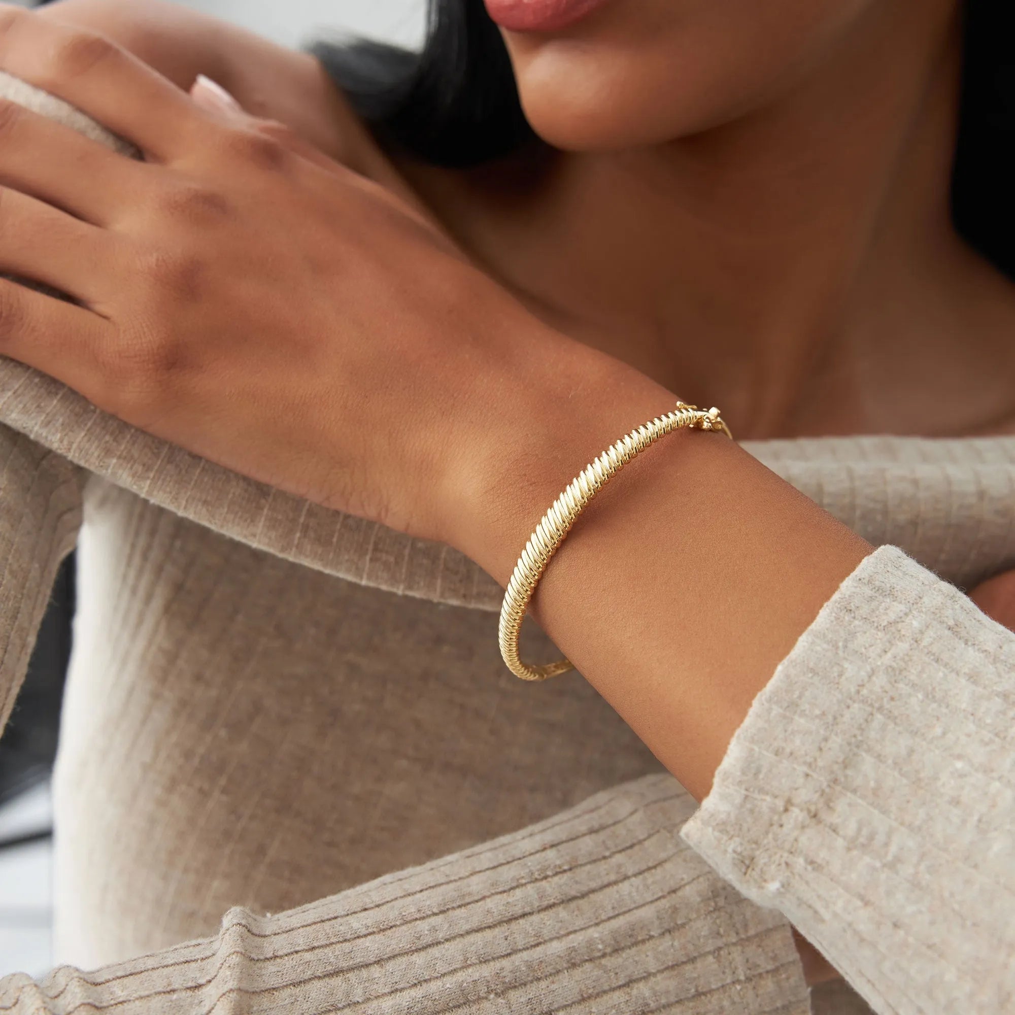 14K Solid Gold Wide Twist Design Bangle Bracelet