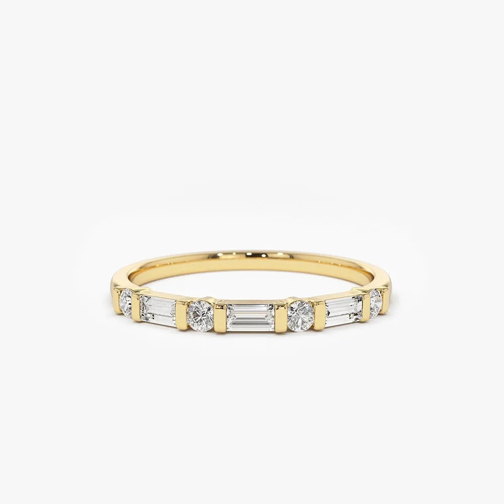 14K Solid Gold Diamond Baguette and Round Alternating Wedding Ring 0.27 CTW