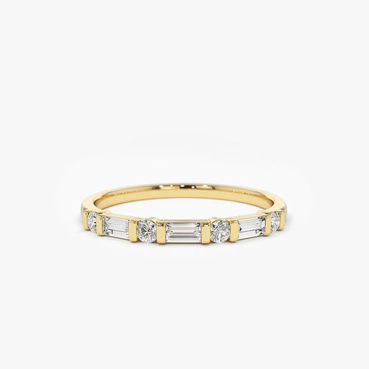 14K Solid Gold Diamond Baguette and Round Alternating Wedding Ring 0.27 CTW