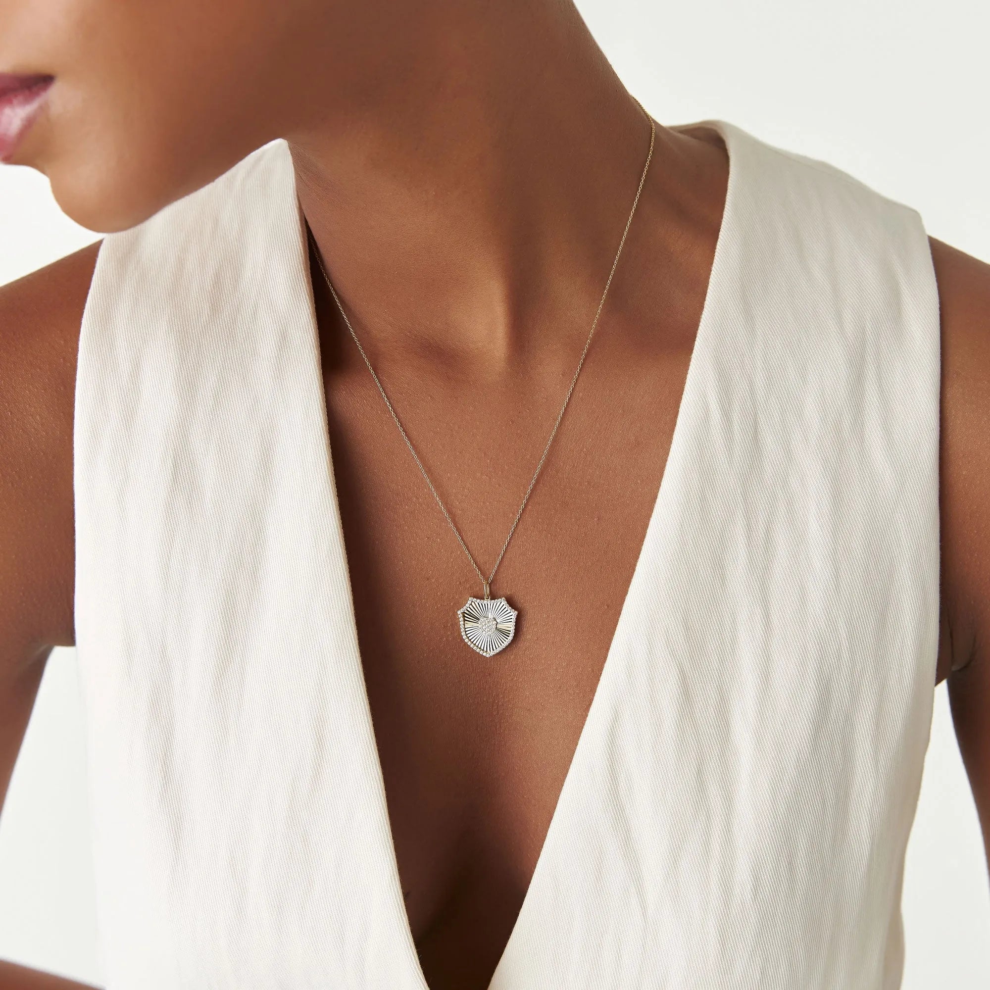 14K Solid Gold 0.35 CTW Round Diamond Shield Medallion Pendant Necklace