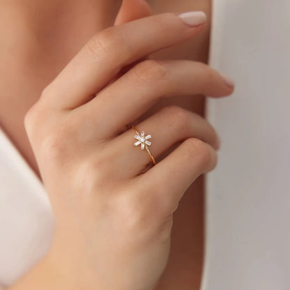 14K Gold Baguette and Round Diamond Flower Ring 0.28 CTW