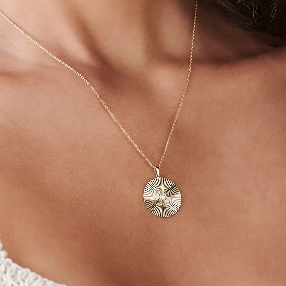 14K Solid Gold Round Diamond Large Disc Ray Pendant Necklace 0.12ctw